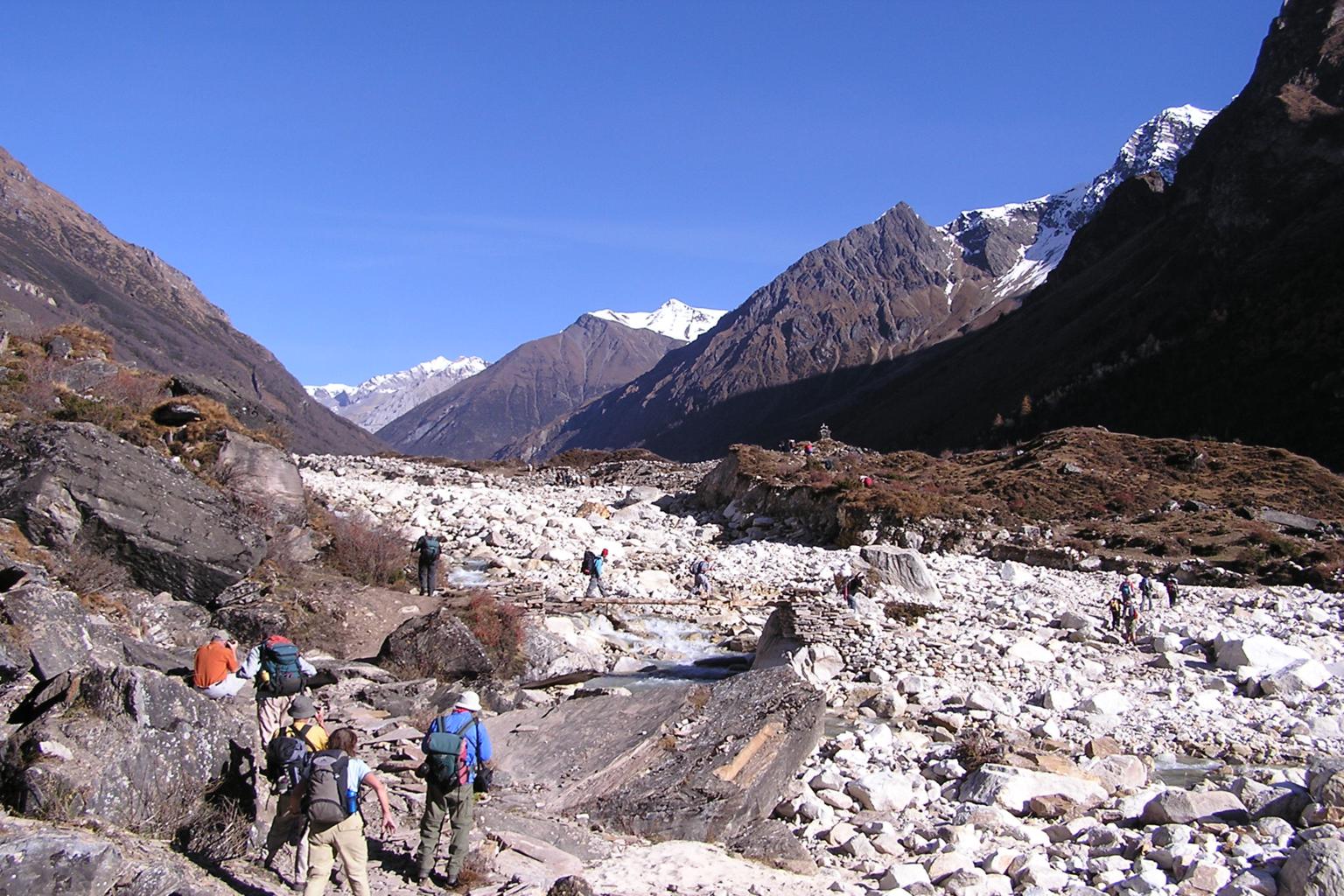 Manaslu circuit trek